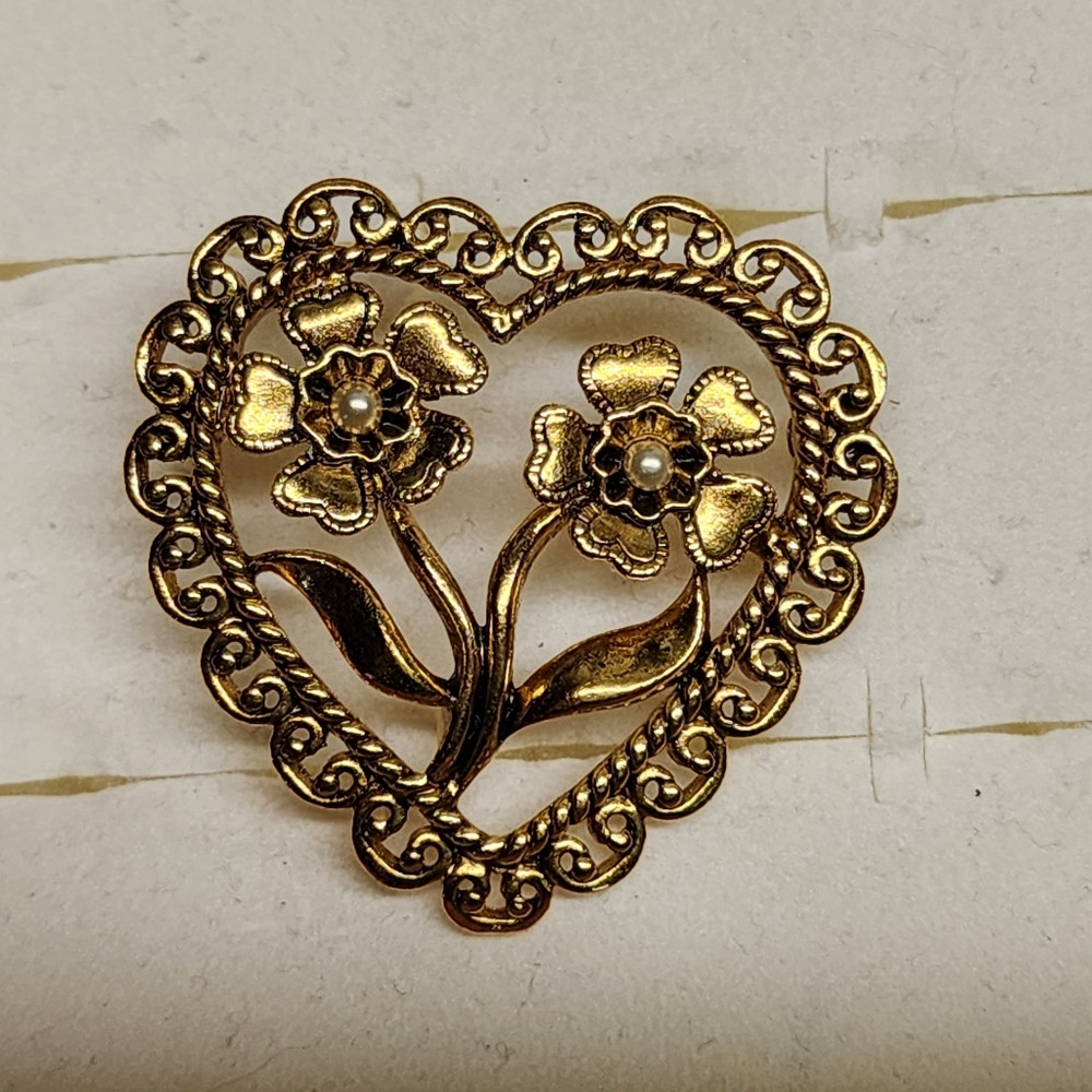 Avon Brooch Lot - Gold Tone Hearts w/flowers & Gold Rose
